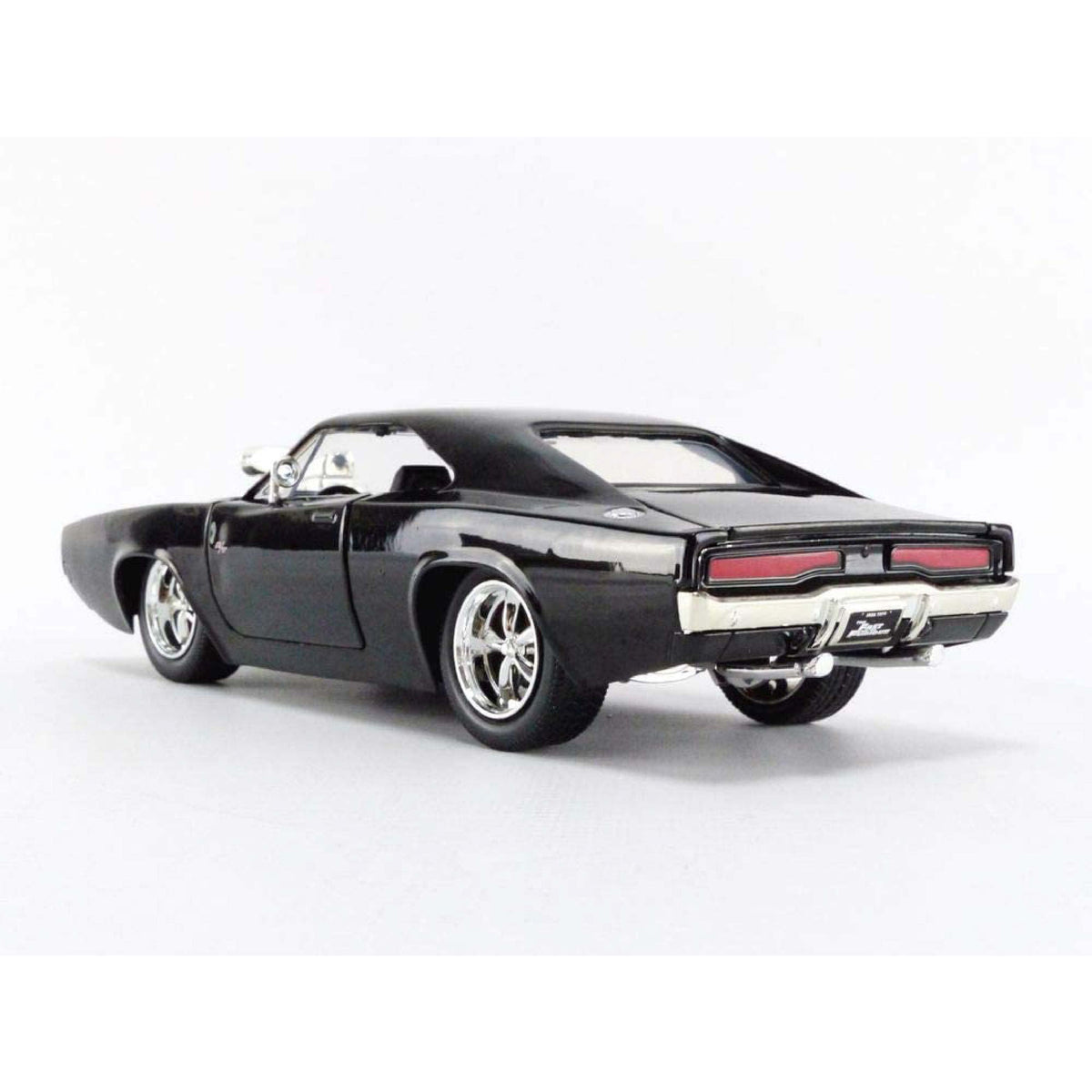 Model Car 1:32 Scale Die-Cast Zinc Movable Parts