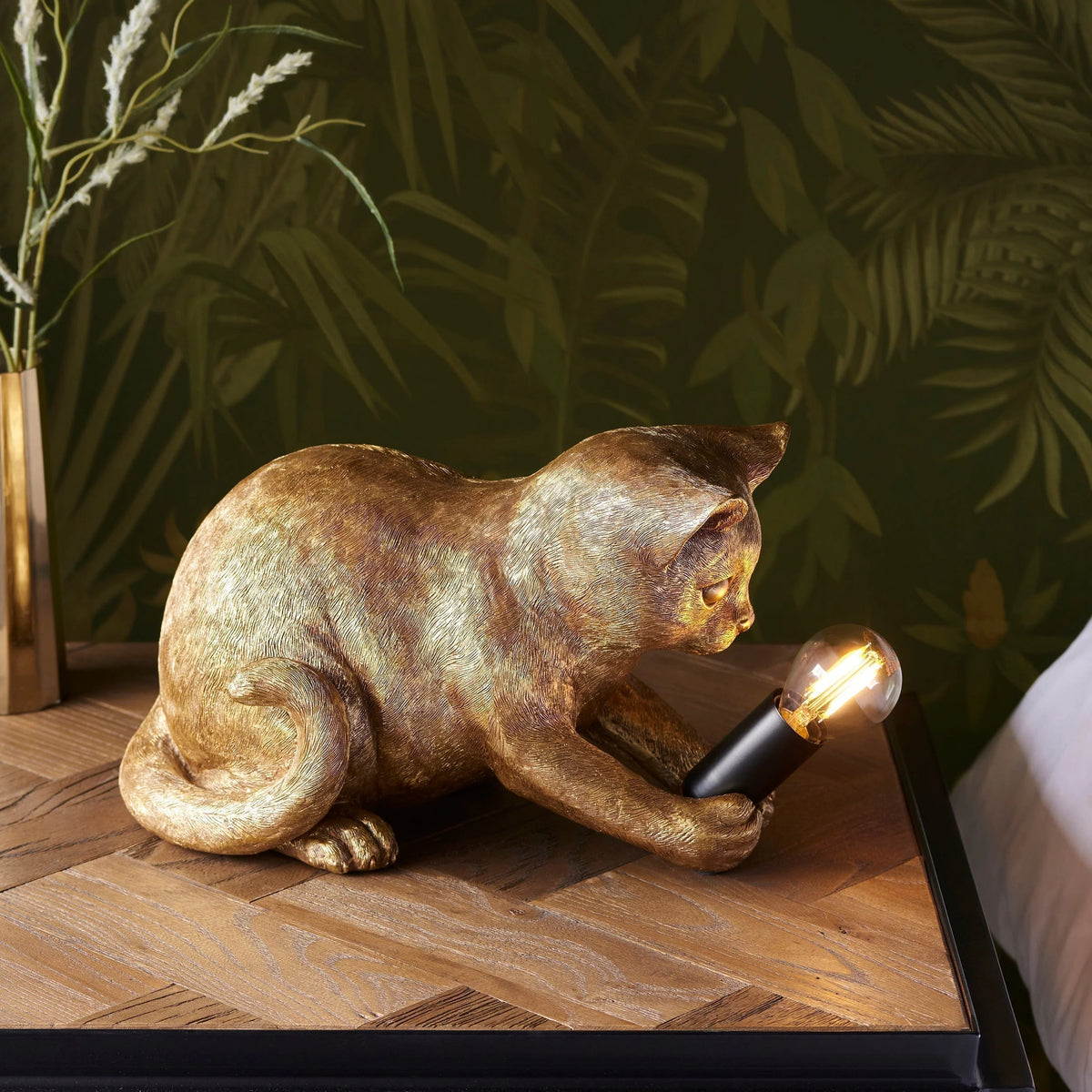 Table Lamp Kitten Design Resin With Inline Switch