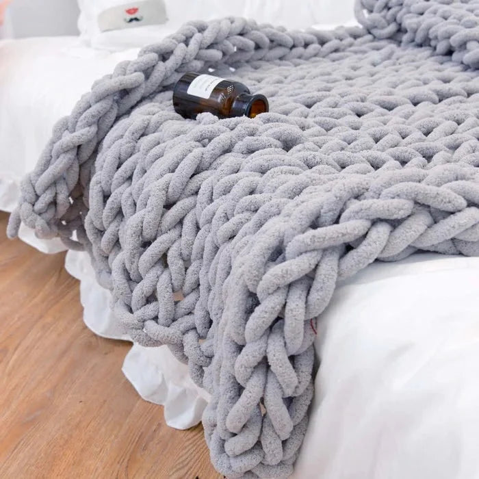 Throw Blanket Chunky Knit Chenille Lightweight