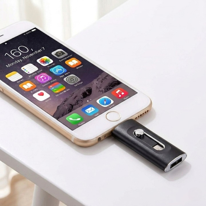 USB Drive 3-In-1 Lightning USB-C USB-A