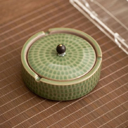 Ashtray Glazed Ceramic With Wooden Lid