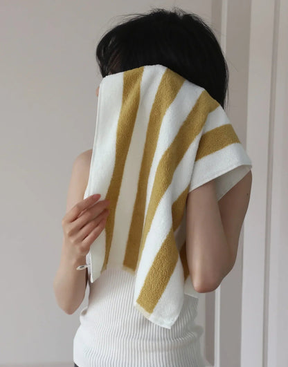 Bath Towel 100% Combed Cotton Jacquard Weave High Absorbency