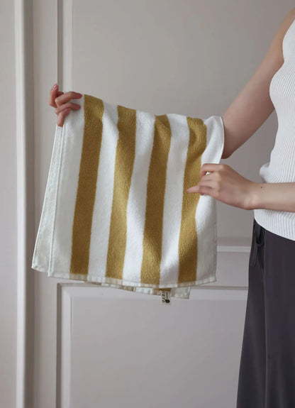 Bath Towel 100% Combed Cotton Jacquard Weave High Absorbency