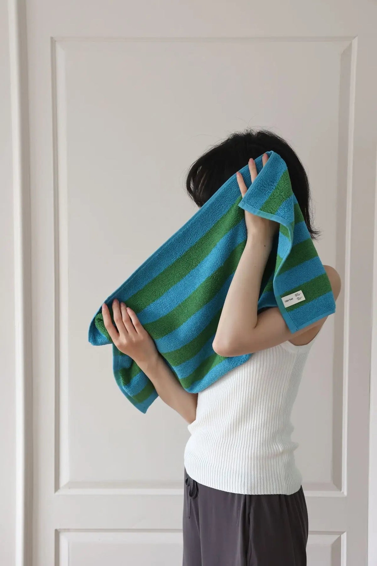 Bath Towel 100% Combed Cotton Jacquard Weave High Absorbency