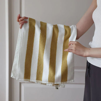 Bath Towel 100% Combed Cotton Jacquard Weave High Absorbency