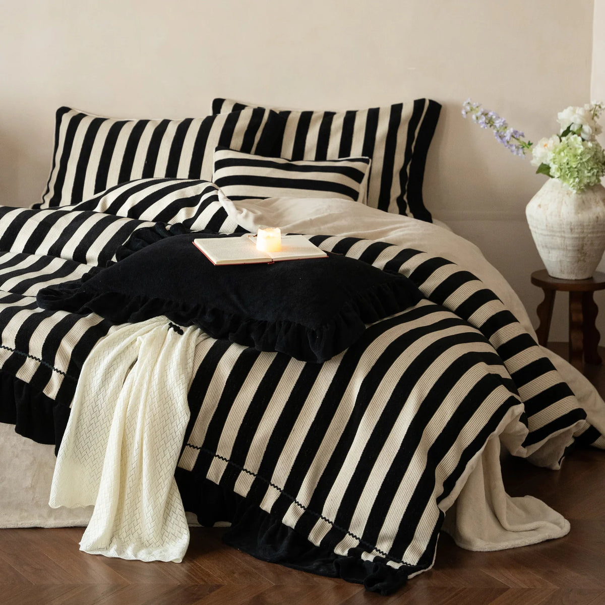 Bedding Set Cotton-Linen Blend Striped Ruffled Hem 4-Piece