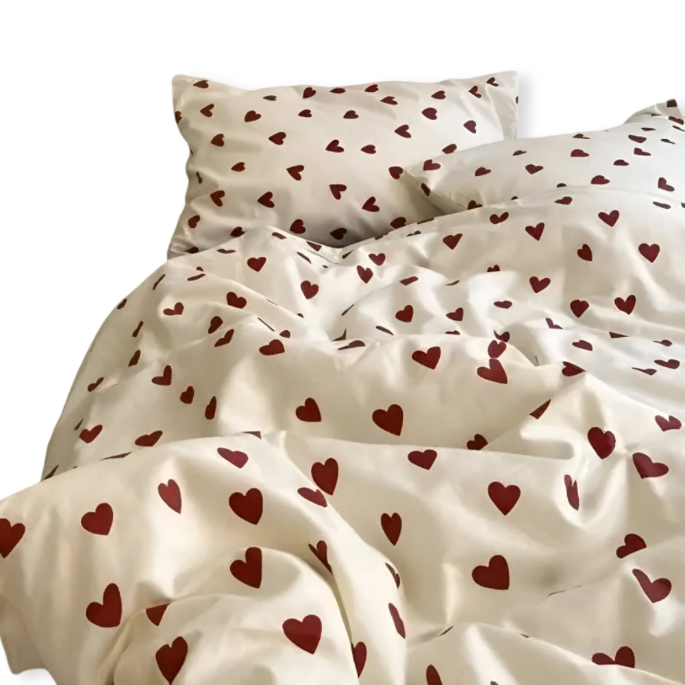 Bedding Set Heart Pattern Polyester Machine Washable