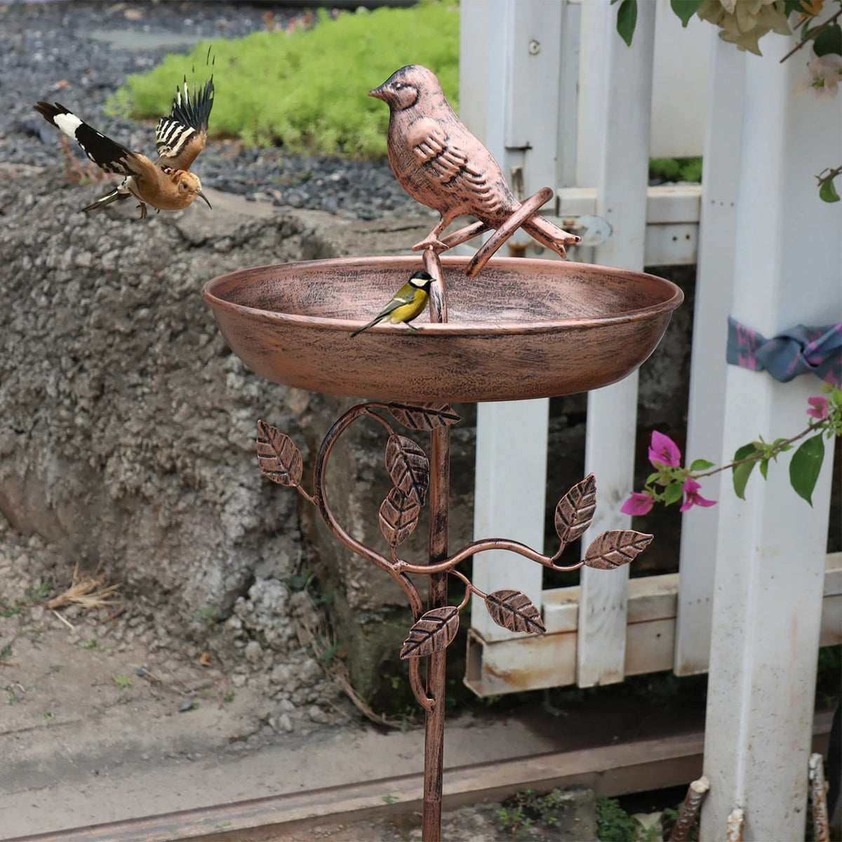 Bird Bath Copper-Look Metal Stake 9.5 Inch Bowl