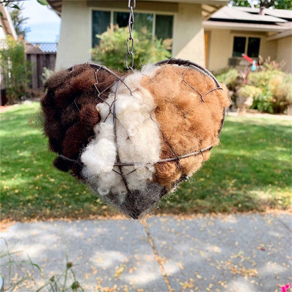 Bird Nesting Holder Heart-Shaped Weatherproof Iron