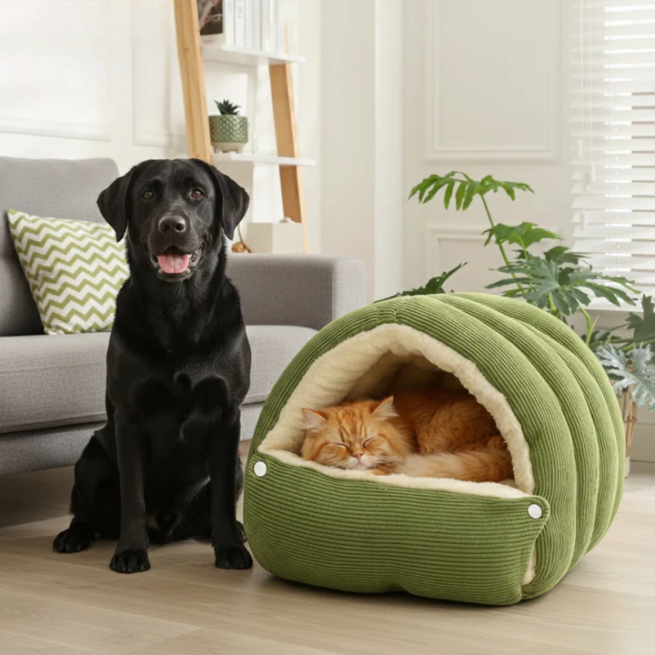 Cat & Small Dog Cave Bed Semi-Enclosed Magnetic Closure