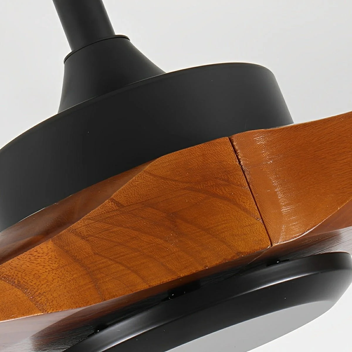 Ceiling Fan Reversible Airflow IP65 Water-Resistant Design
