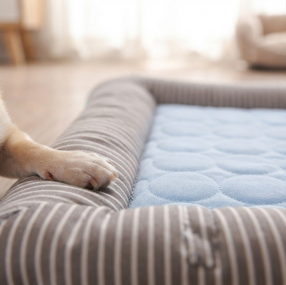 Cooling Mat Active Cooling Raised Edge & Non-Slip Bottom