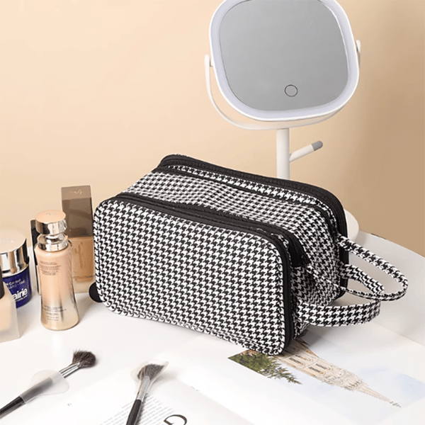 Cosmetic Bag Multiple Compartments & Elastic Bands