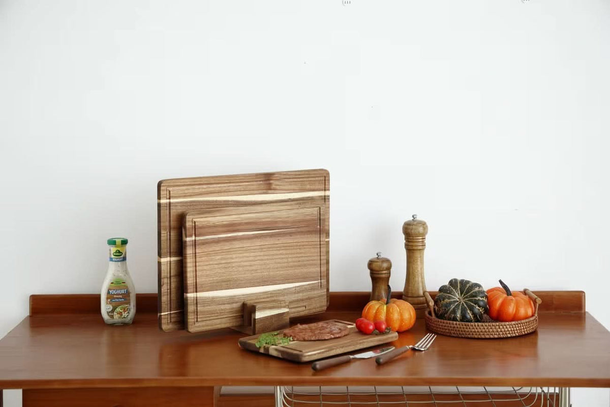 Cutting Board Set Shallow Juice Grooves Wooden Storage Stand Set of 3