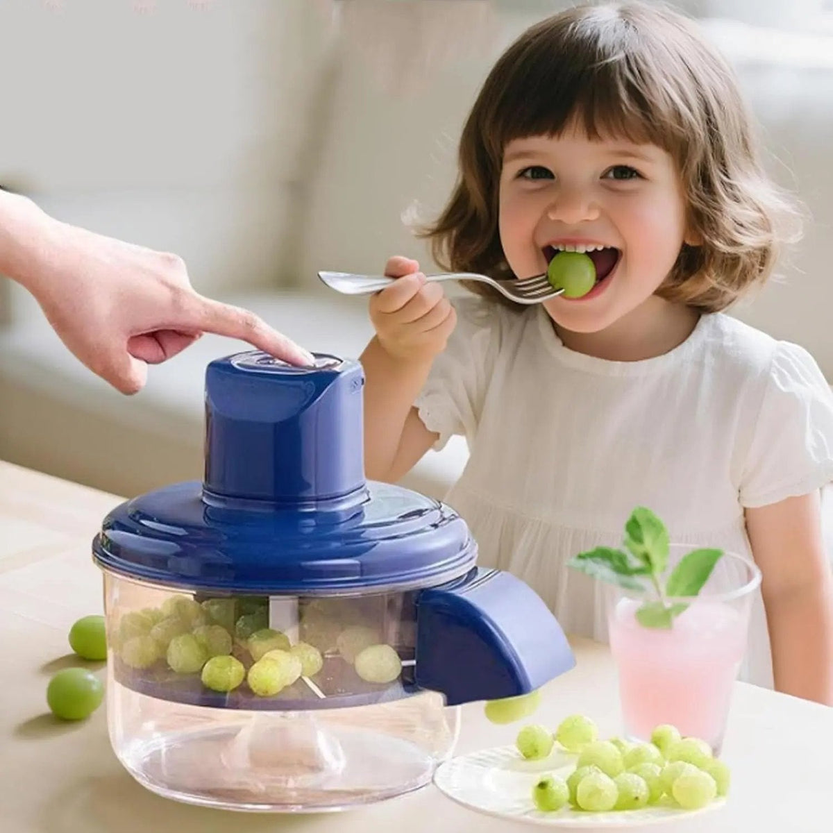 Electric Peeler Automatic Stainless Steel Blades USB Rechargeable