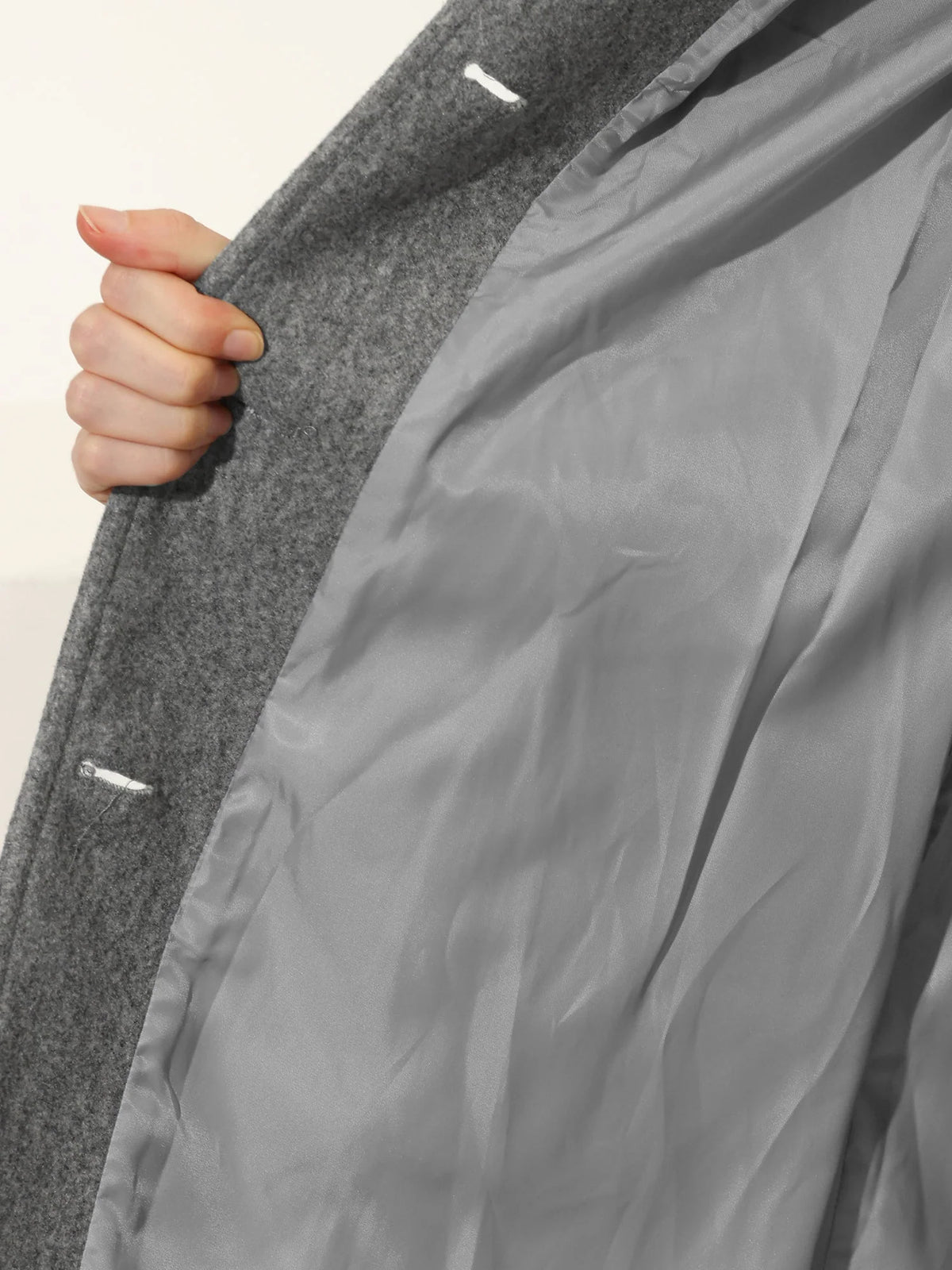Elegant Winter Trench Coat | Warm and Stylish Single-Breasted Design
