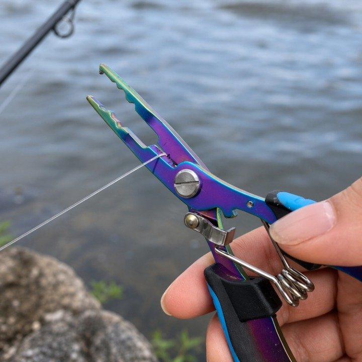 Fishing Pliers 3-in-1 Titanium-Coated Stainless Steel Non-Slip Grip