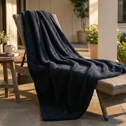 Fleece Blanket Soft Fleece & Waterproof Backing