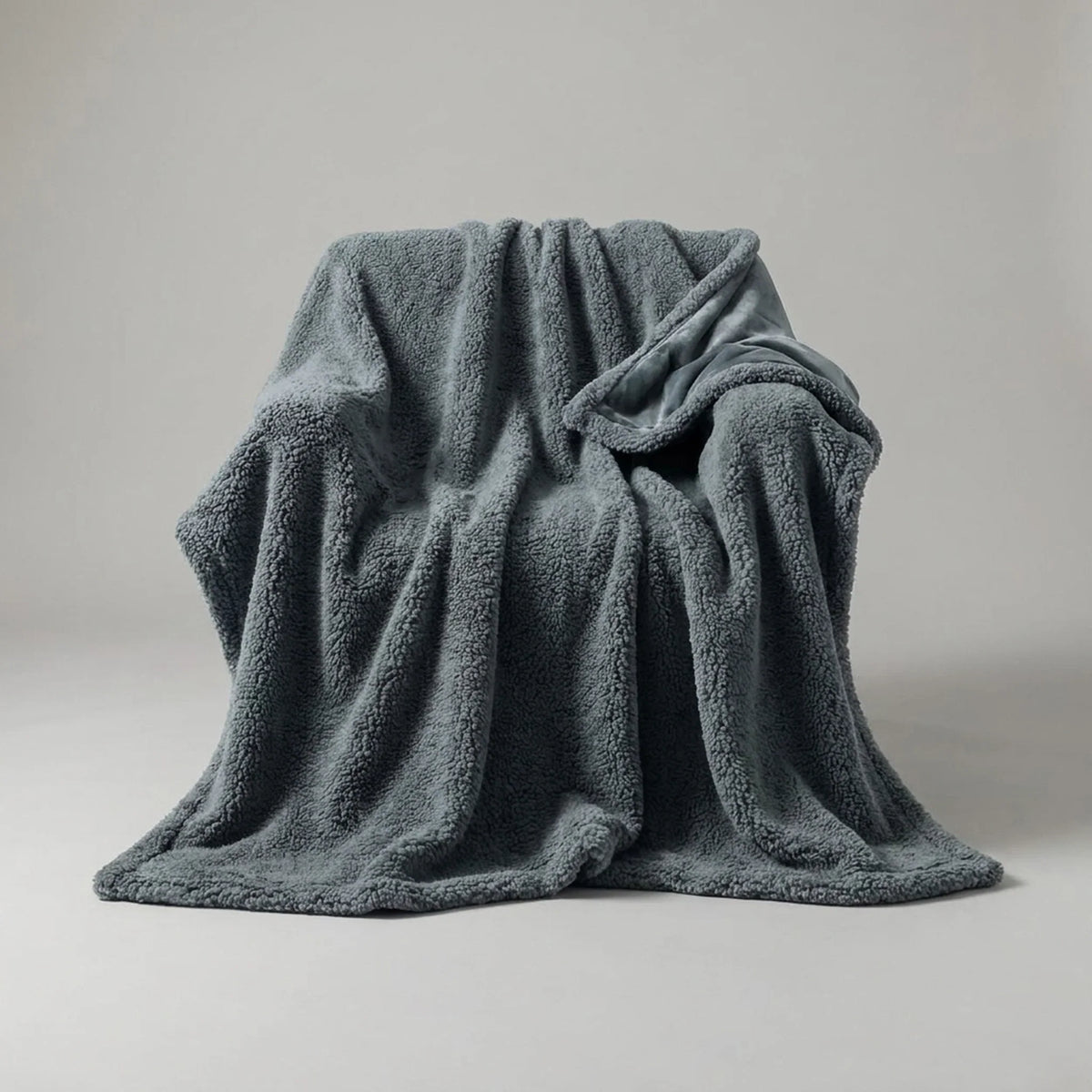Fleece Blanket Soft Fleece & Waterproof Backing