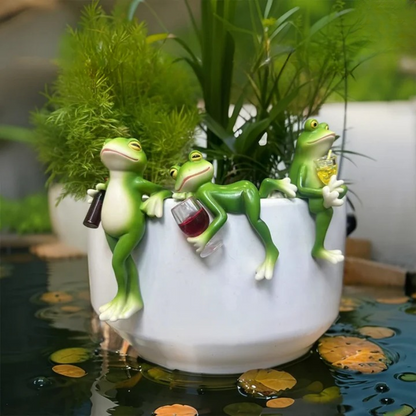 Garden Frog Figurine Hand-Painted Weather-Resistant Resin