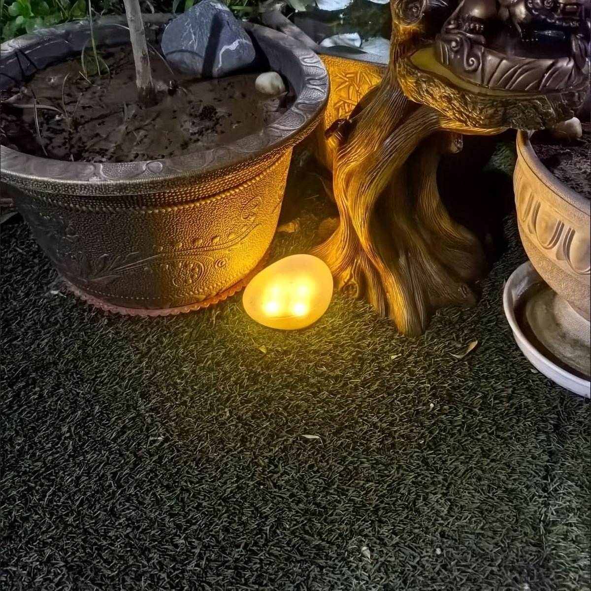 Garden Lamp Solar-Powered LED Stone-Look Finish
