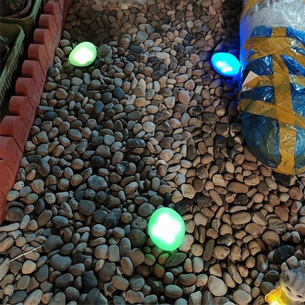 Garden Lamp Solar-Powered LED Stone-Look Finish