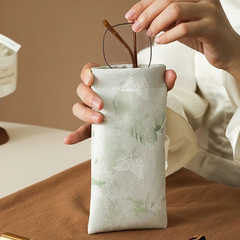 Glasses Case Self-Closing Scratch-Resistant Microfiber Lined
