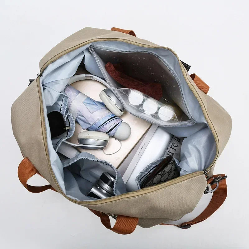 Gym Bag Shoe Pocket & Wet-Dry Separation