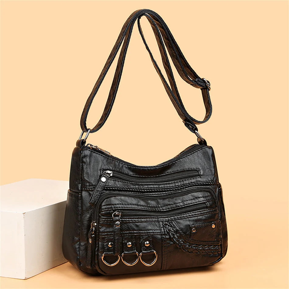 Handbag Leather Spacious Interior With Pockets񎟿