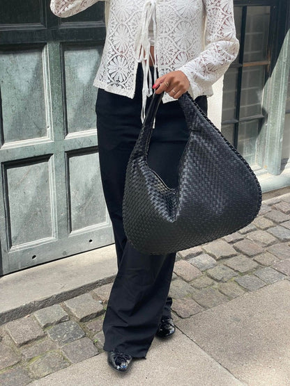 Hobo Bag Braided Leather Zipper Closure