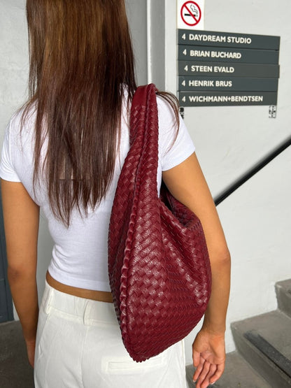 Hobo Bag Braided Leather Zipper Closure