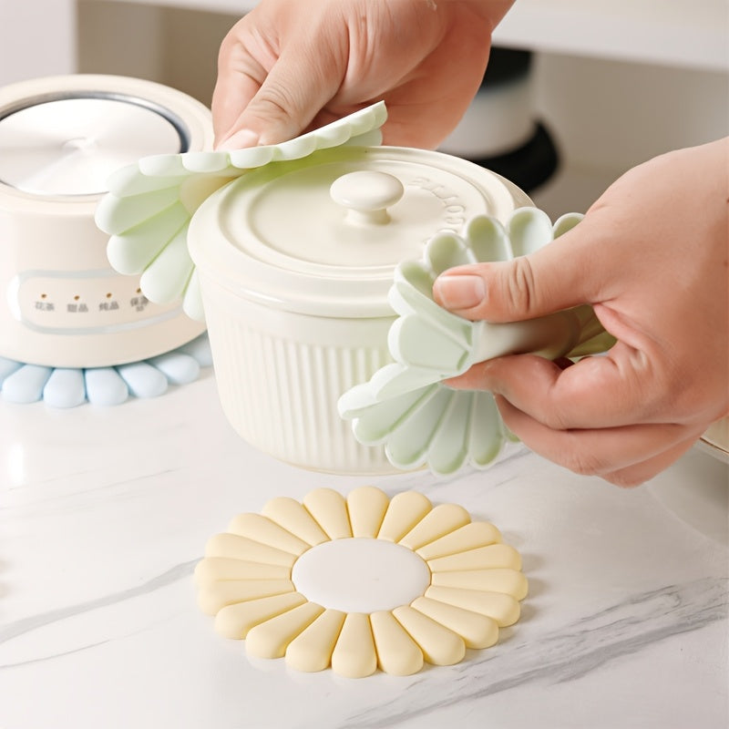 Kitchen Trivet Heat-Resistant Silicone Non-Slip