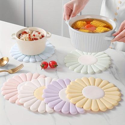 Kitchen Trivet Heat-Resistant Silicone Non-Slip