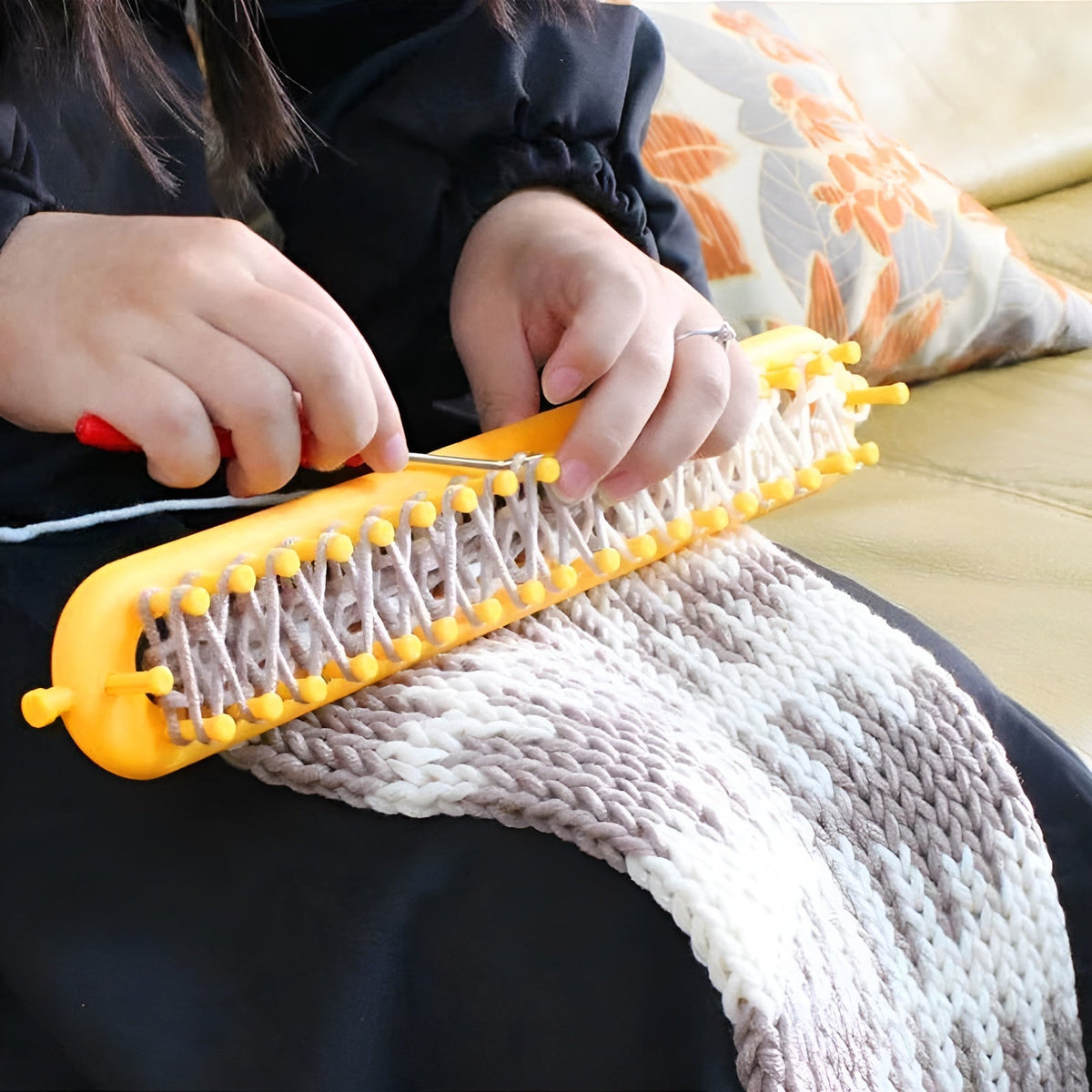 Knitting Frame Needle-Free Metal Pins Portable