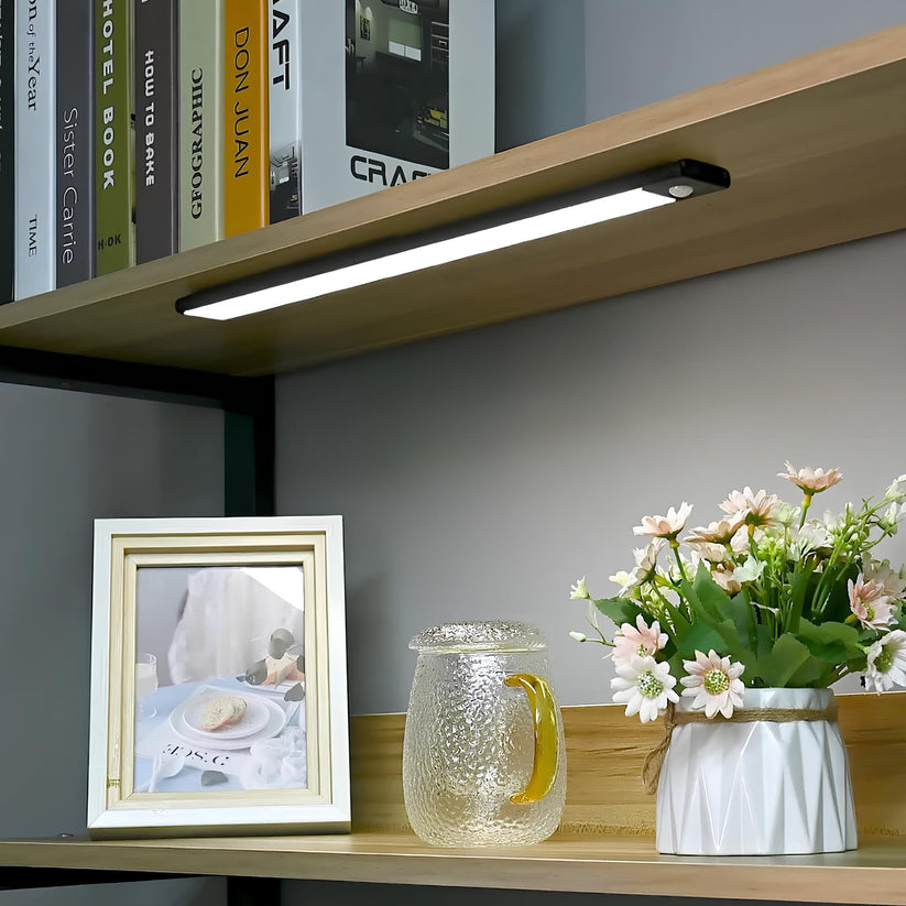LED Wall Light Magnetic Mounting Motion Sensor USB-C Rechargeable