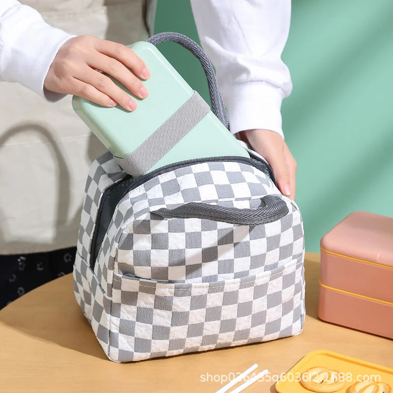 Lunch Bag Insulated Weather-Resistant Checkered