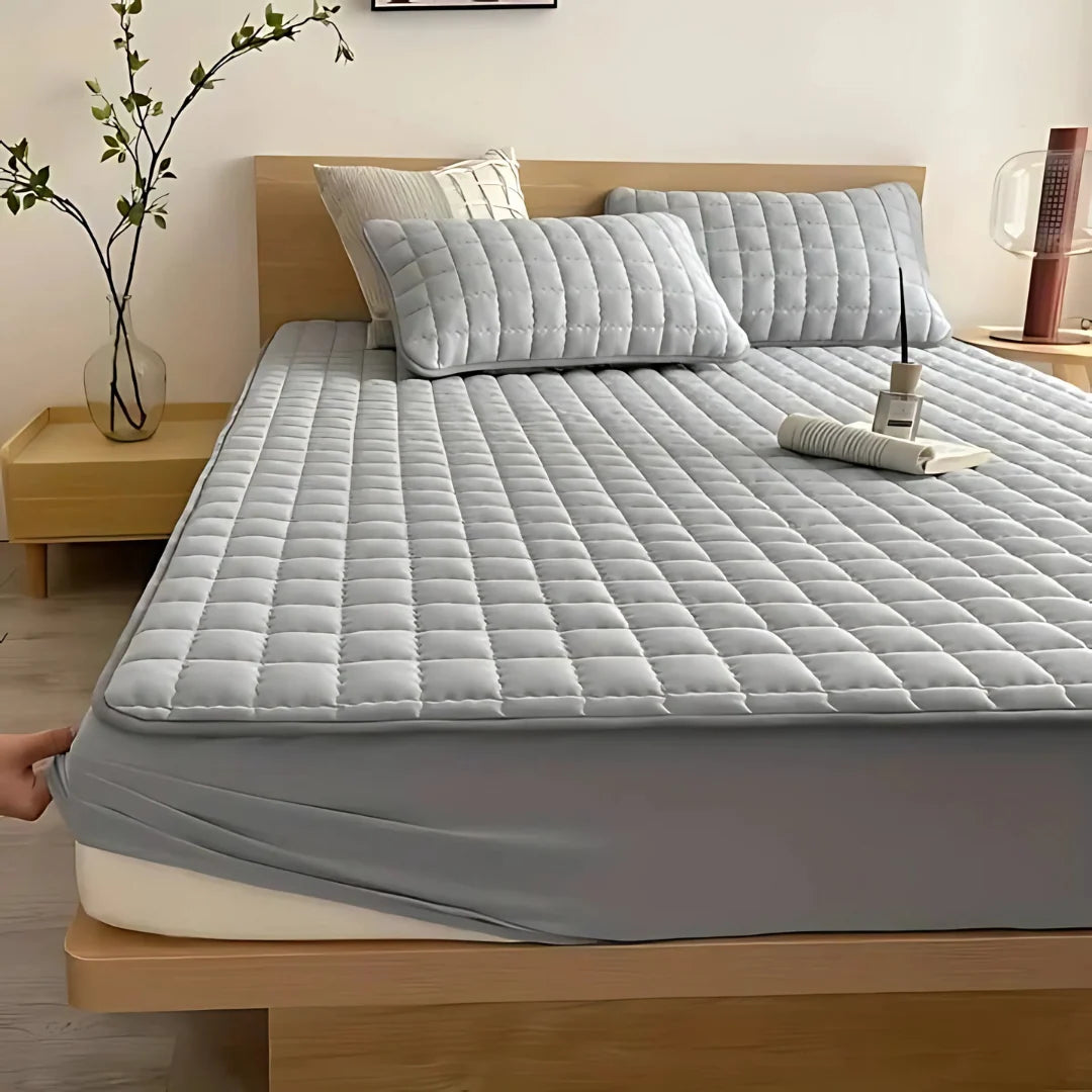 Mattress Protector Water-Resistant Quilted Breathable Machine-Washable