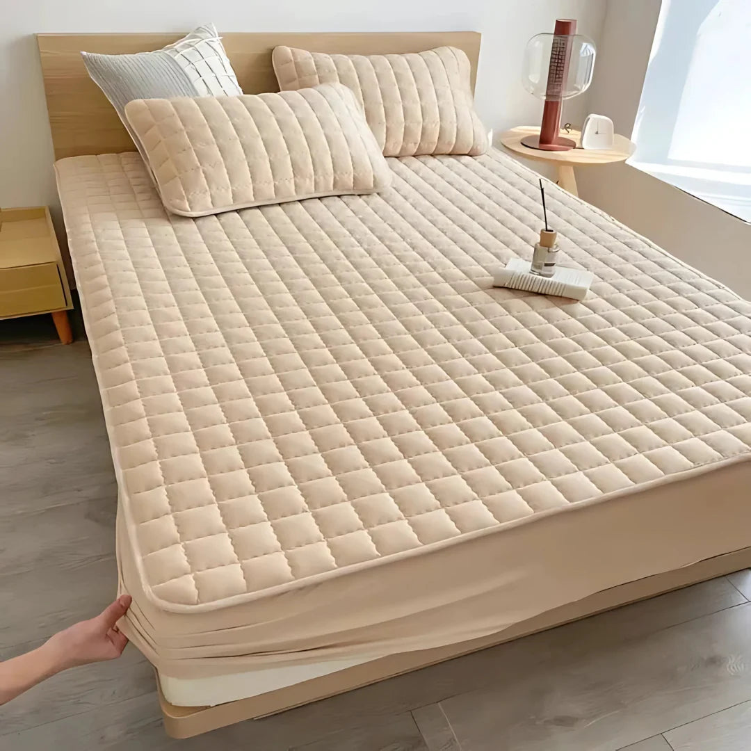 Mattress Protector Water-Resistant Quilted Breathable Machine-Washable