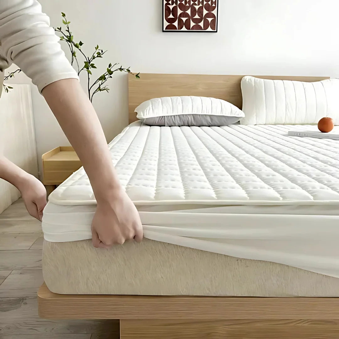 Mattress Protector Water-Resistant Quilted Breathable Machine-Washable