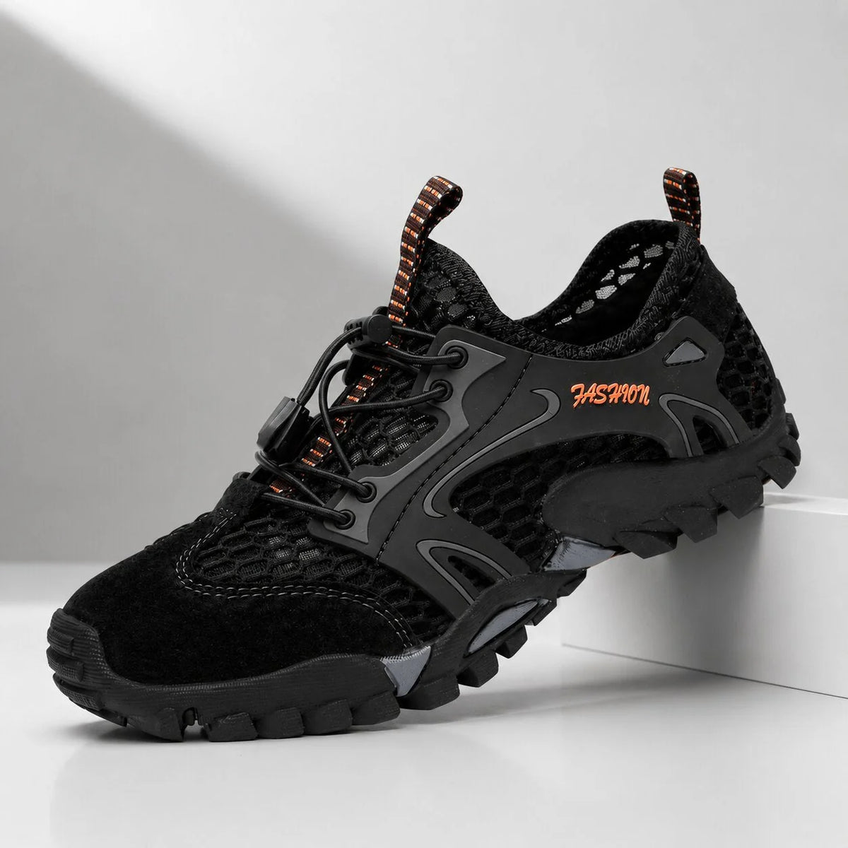 Men's Hiking Shoes Breathable & Water-Resistant Anti-Slip Sole