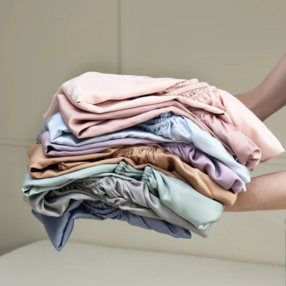 Mulberry Silk Bed Sheet Set - Luxury Bedding, Breathable and Hypoallergenic
