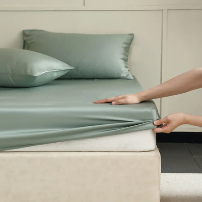 Mulberry Silk Bed Sheet Set - Luxury Bedding, Breathable and Hypoallergenic