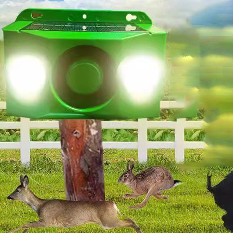 Outdoor Animal Repellent Solar-Powered Motion-Activated Strobe & Alarm Weatherproof