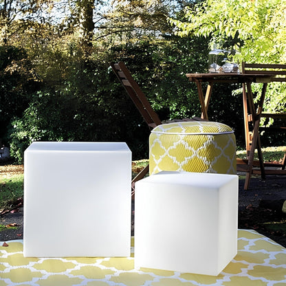 Outdoor LED Cube Light Remote-Controlled USB-C & Solar
