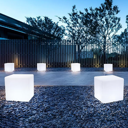 Outdoor LED Cube Light Remote-Controlled USB-C & Solar