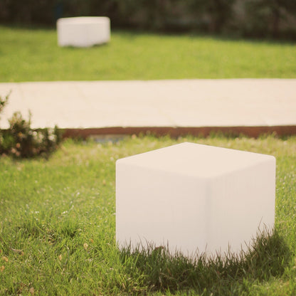 Outdoor LED Cube Light Remote-Controlled USB-C & Solar