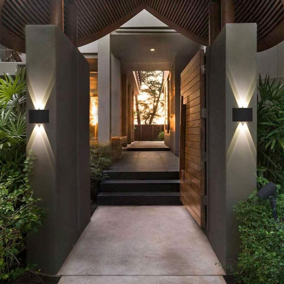 Outdoor Wall Light Adjustable Beam Waterproof Energy-Saving LED