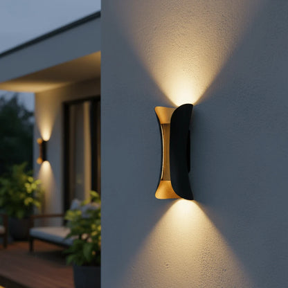 Outdoor Wall Light Curved LED IP65 Weatherproof Rust-Resistant Housing