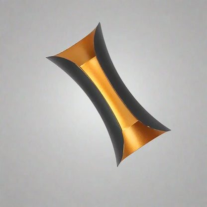Outdoor Wall Light Curved LED IP65 Weatherproof Rust-Resistant Housing