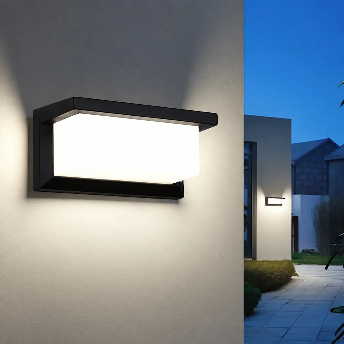 Outdoor Wall Light Motion-Activated 18W LED Weatherproof